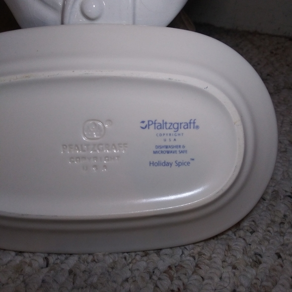 3/$18 Pfaltzgraff Holiday Spice Stoneware Trinket Tray - Picture 8 of 9